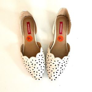 Unionbay Wallace white flats shoes